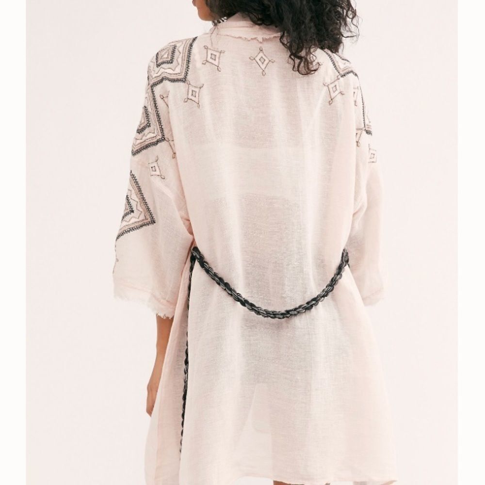 NWT Free People Isabella Embroidered Robe XS - Picture 2 of 6